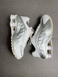 Nike Shox R4 Mettalic Silver  (taille 38,5)