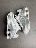 Nike Shox R4 Mettalic Silver  (taille 38,5)