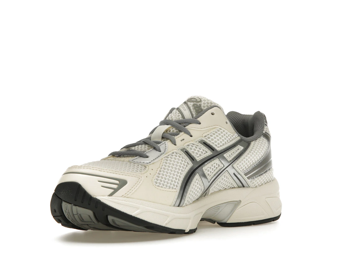 Vue 14 de ASICS Gel-1130 Cream Clay Grey 