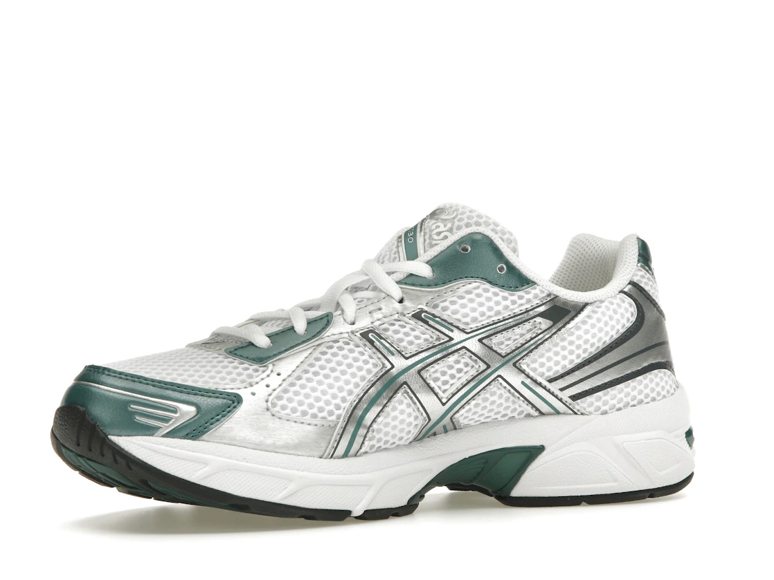 Vue 16 de ASICS Gel-1130 Dark Neptune
