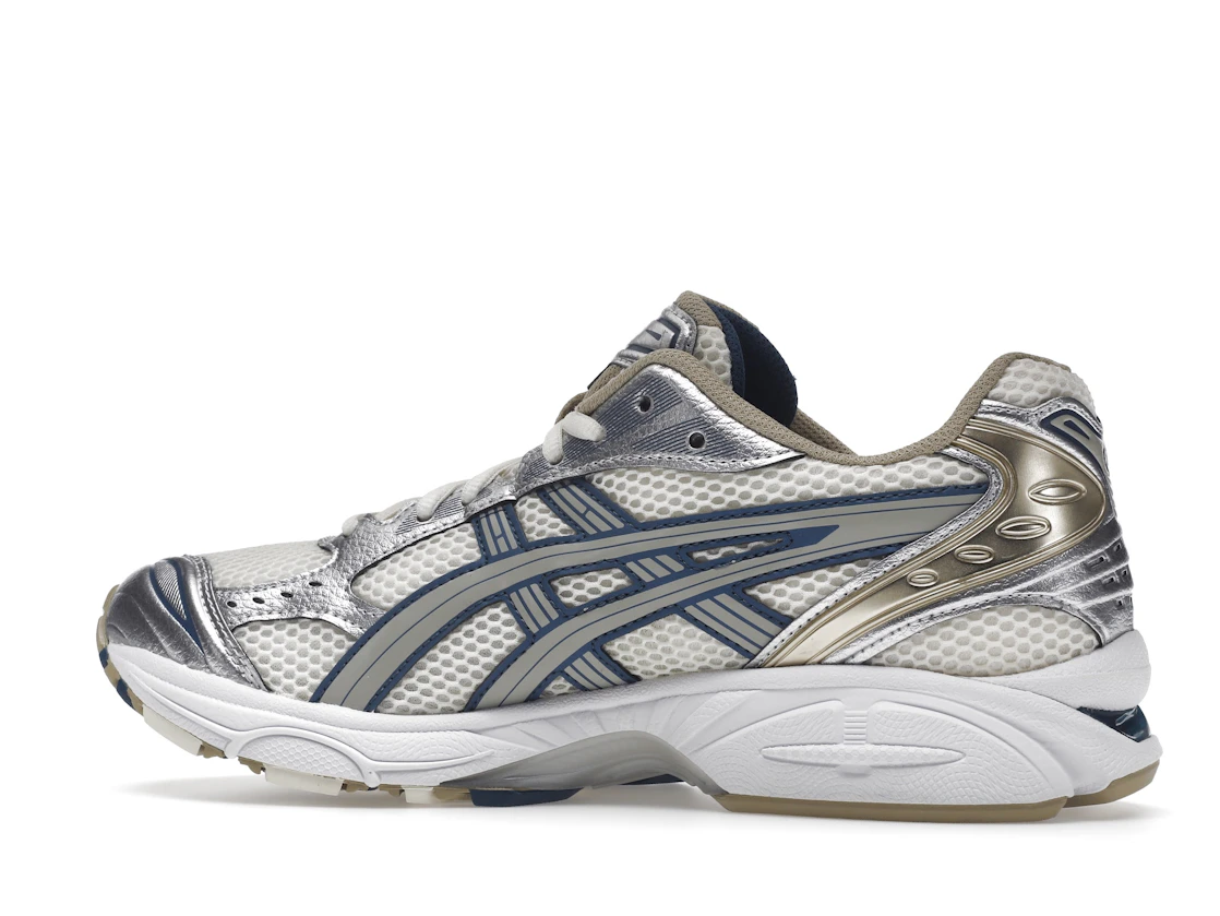 Vue 21 de ASICS Gel-Kayano 14 Cream Pure Silver Champagne