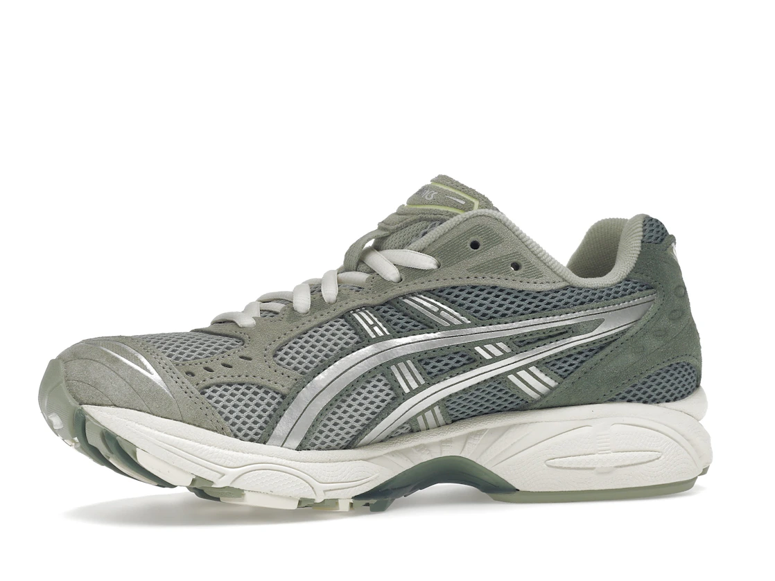 Vue 17 de ASICS Gel-Kayano 14 Olive Grey Pure Silver