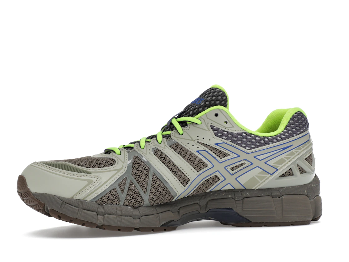 Vue 17 de ASICS Gel-Kayano 20 Bodega Success in Small Batches (Friends & Family)