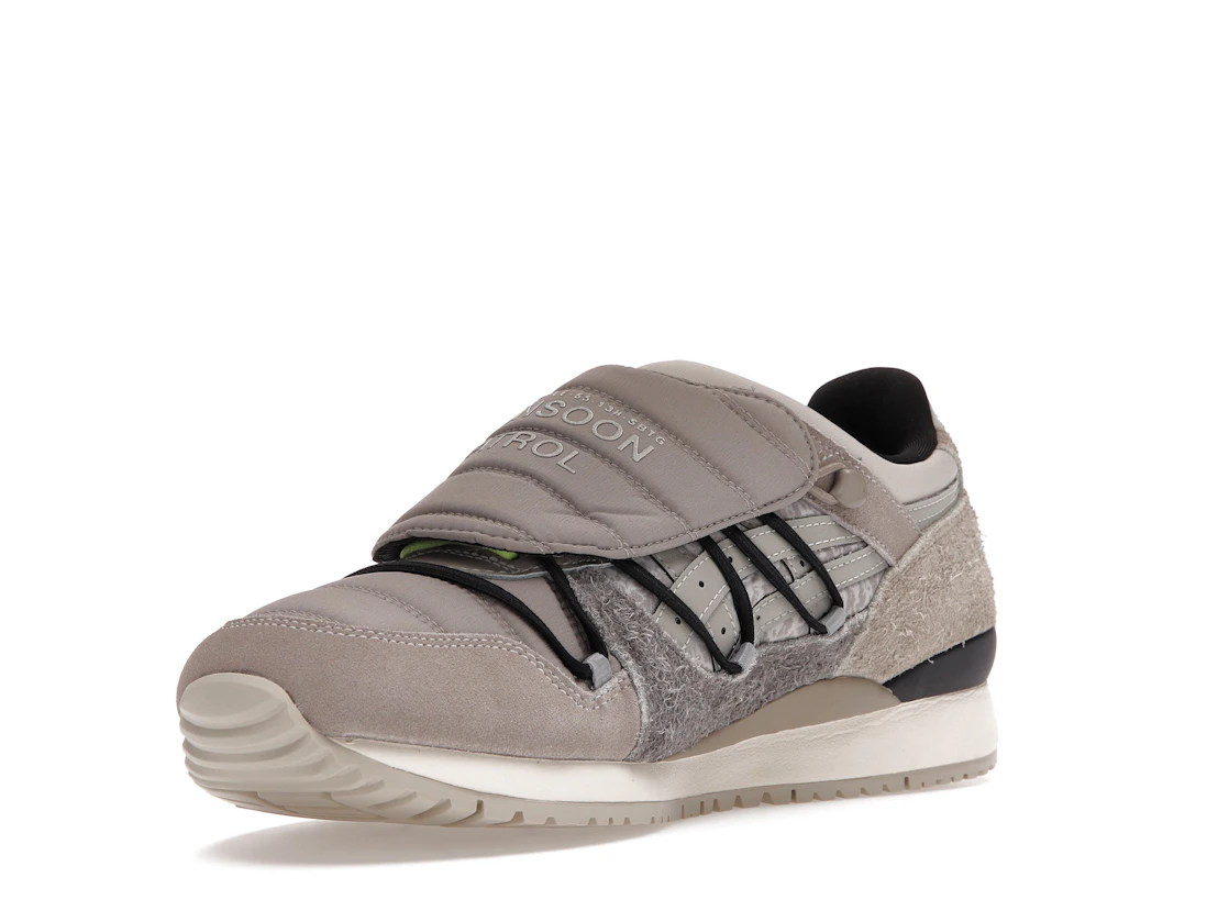 Vue 14 de ASICS Gel-Lyte III Limited Edt SBTG Monsoon Patrol 2 Lichen Green