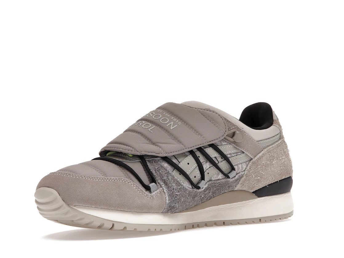 Vue 15 de ASICS Gel-Lyte III Limited Edt SBTG Monsoon Patrol 2 Lichen Green