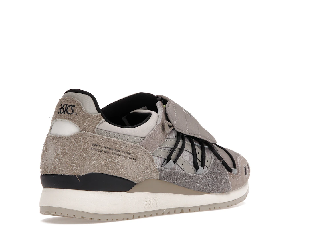 Vue 32 de ASICS Gel-Lyte III Limited Edt SBTG Monsoon Patrol 2 Lichen Green