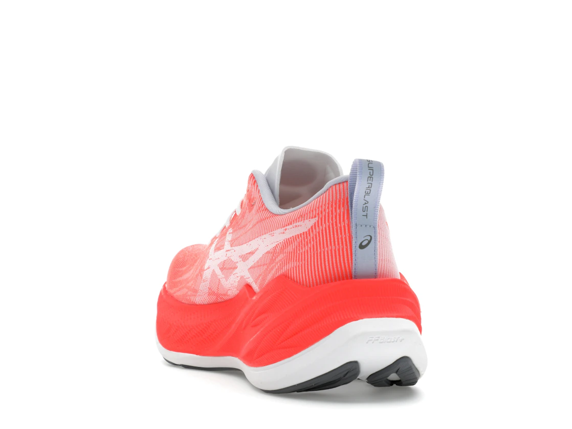 Vue 26 de ASICS Superblast White Sunrise Red