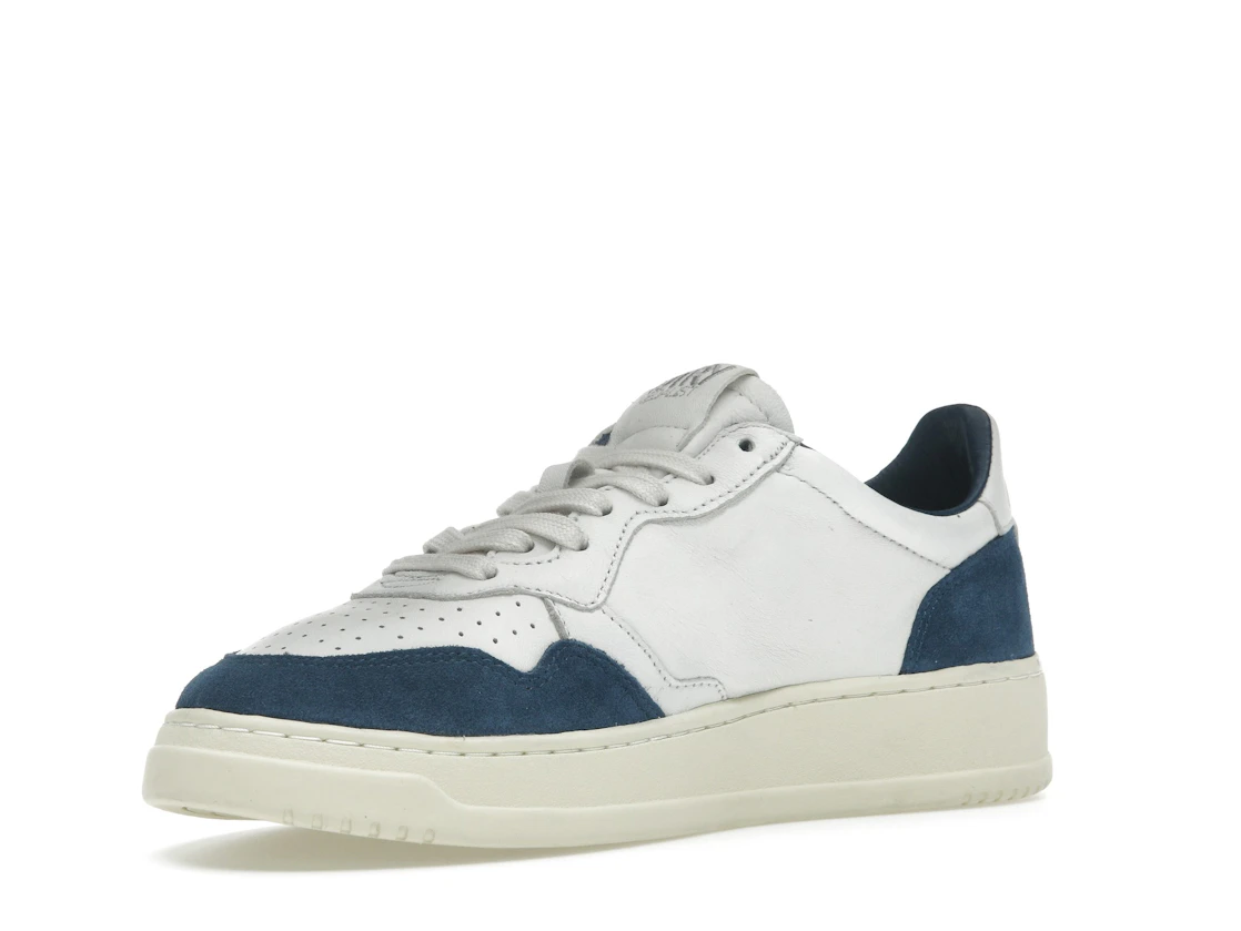 Vue 15 de Autry Medalist Leather Low White Capri