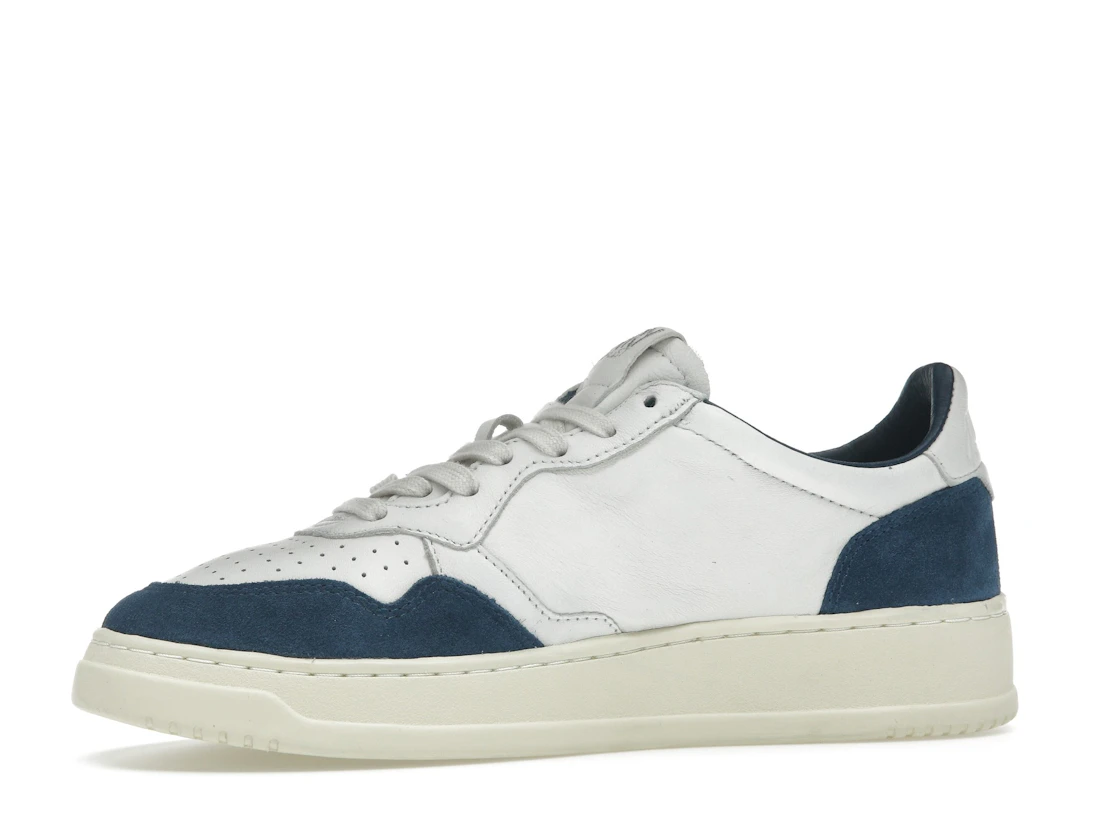 Vue 17 de Autry Medalist Leather Low White Capri