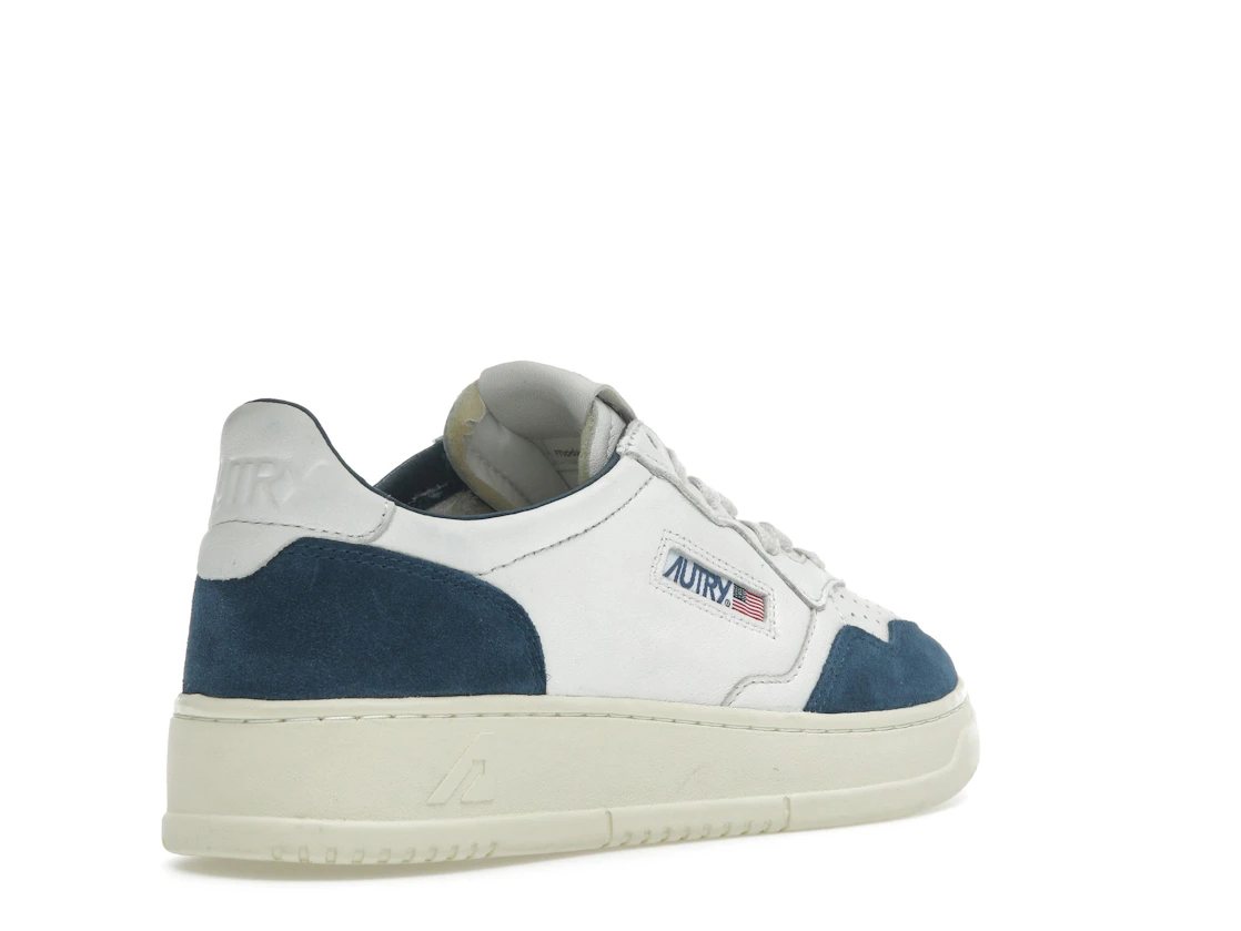 Vue 32 de Autry Medalist Leather Low White Capri
