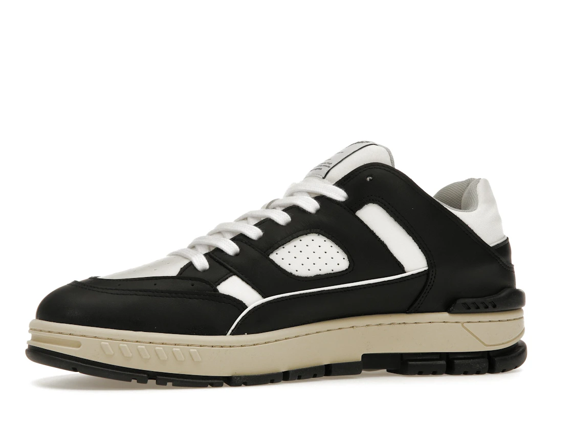 Vue 17 de Axel Arigato Area Lo Sneaker Black