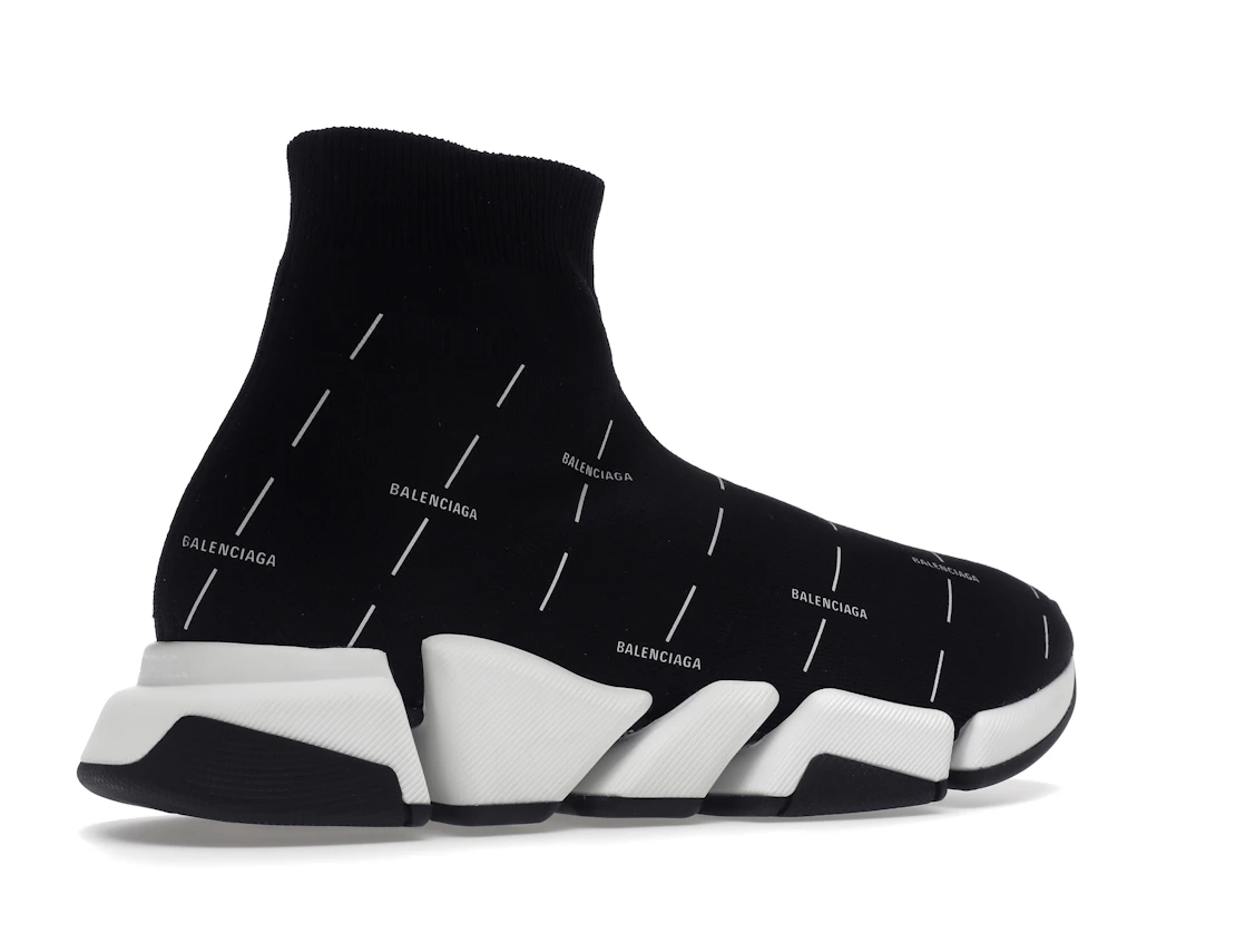 Vue 34 de Balenciaga Speed 2.0 Black White Logo