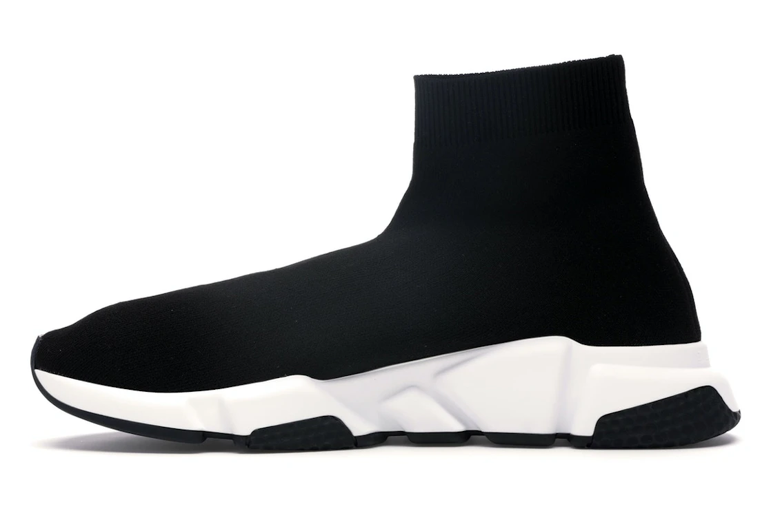 Vue 19 de Balenciaga Speed Graffiti Trainers Black White