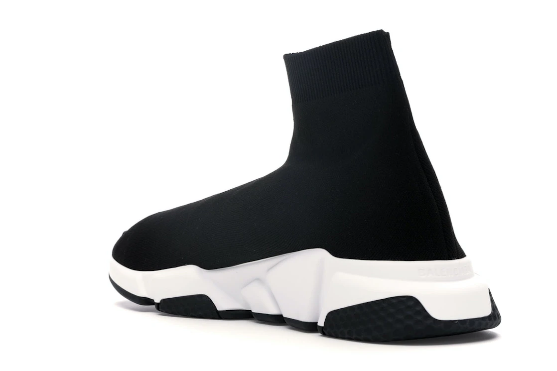 Vue 24 de Balenciaga Speed Graffiti Trainers Black White