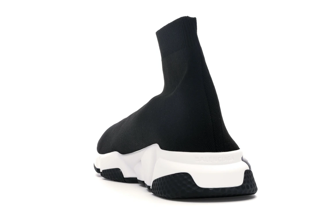 Vue 26 de Balenciaga Speed Graffiti Trainers Black White