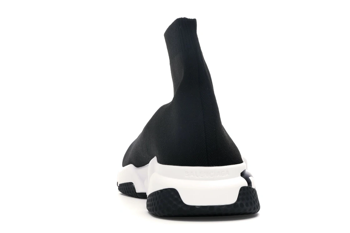 Vue 27 de Balenciaga Speed Graffiti Trainers Black White