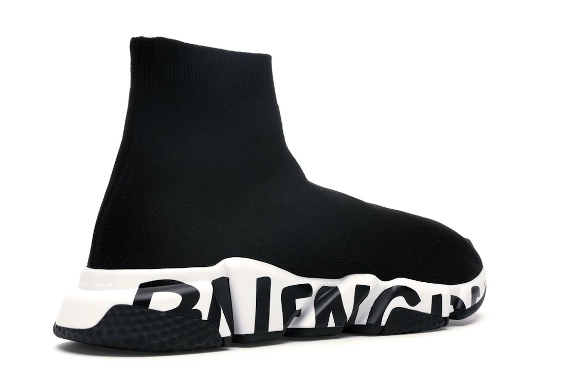 Vue 33 de Balenciaga Speed Graffiti Trainers Black White