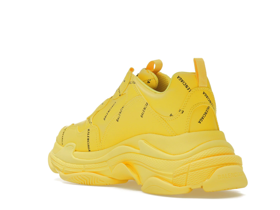 Vue 24 de Balenciaga Triple S Allover Logo Yellow