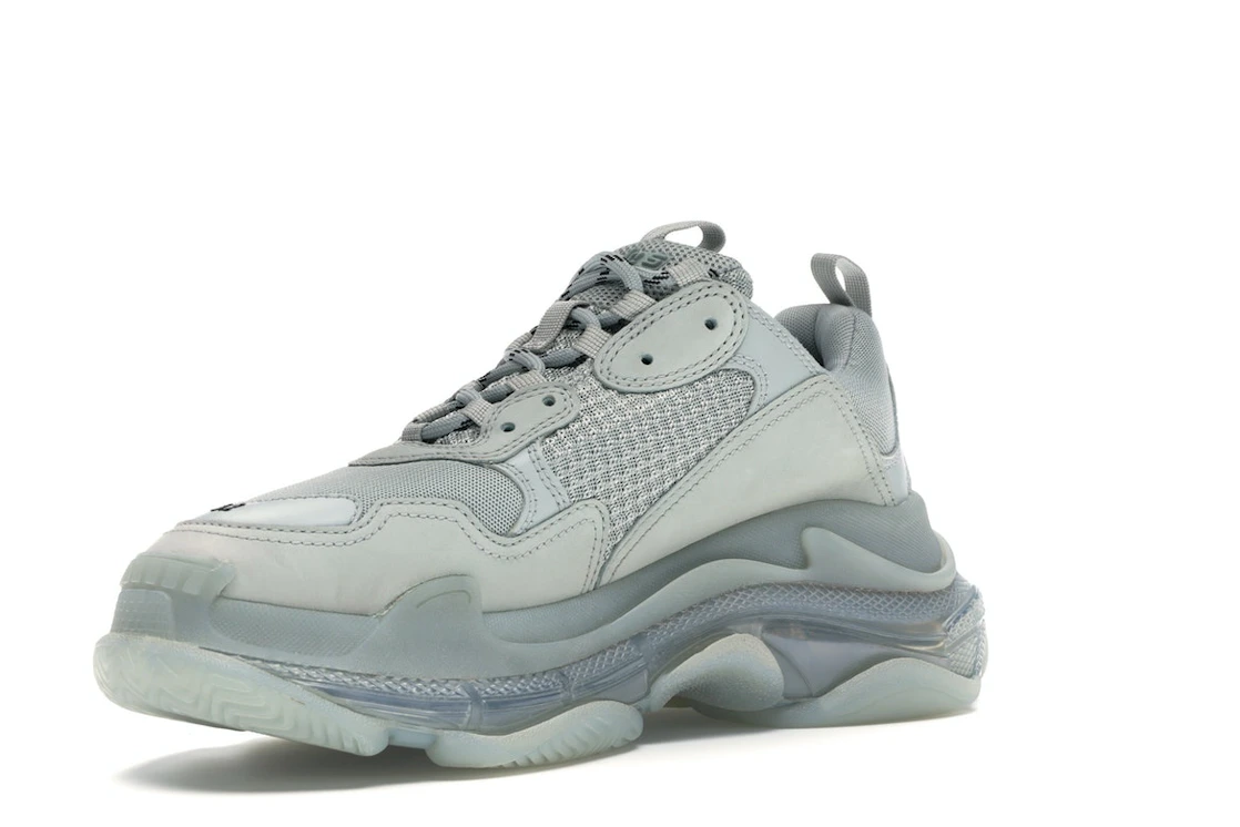 Vue 15 de Balenciaga Triple S Clear Sole Grey