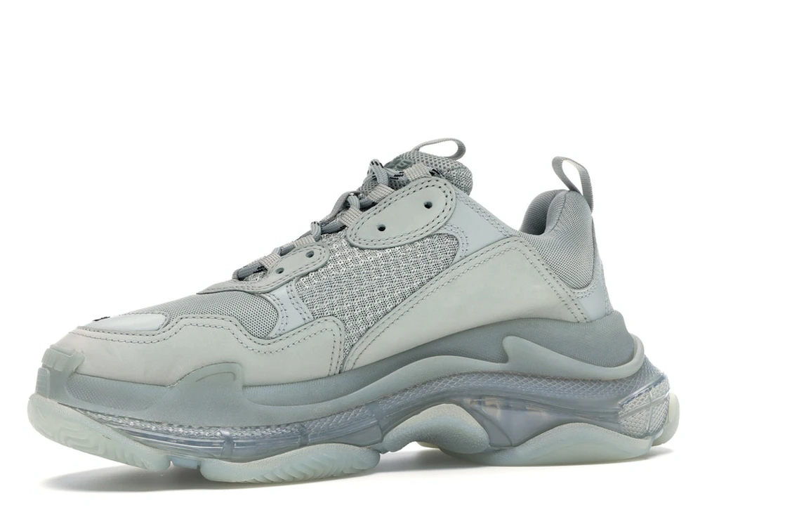 Vue 17 de Balenciaga Triple S Clear Sole Grey