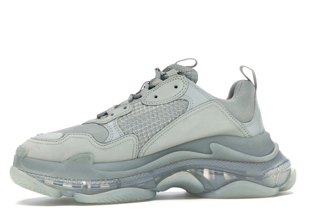 Vue 18 de Balenciaga Triple S Clear Sole Grey