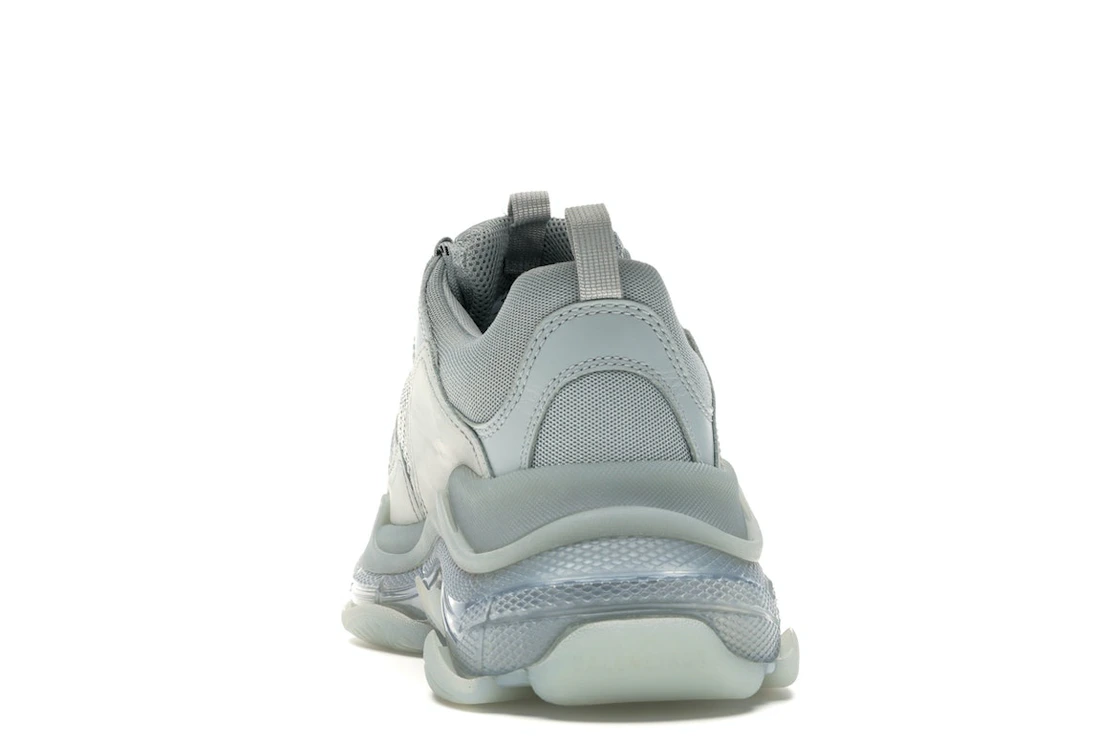 Vue 27 de Balenciaga Triple S Clear Sole Grey