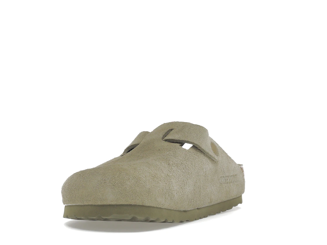 Vue 13 de Birkenstock Boston Soft Footbed Suede Faded Khaki