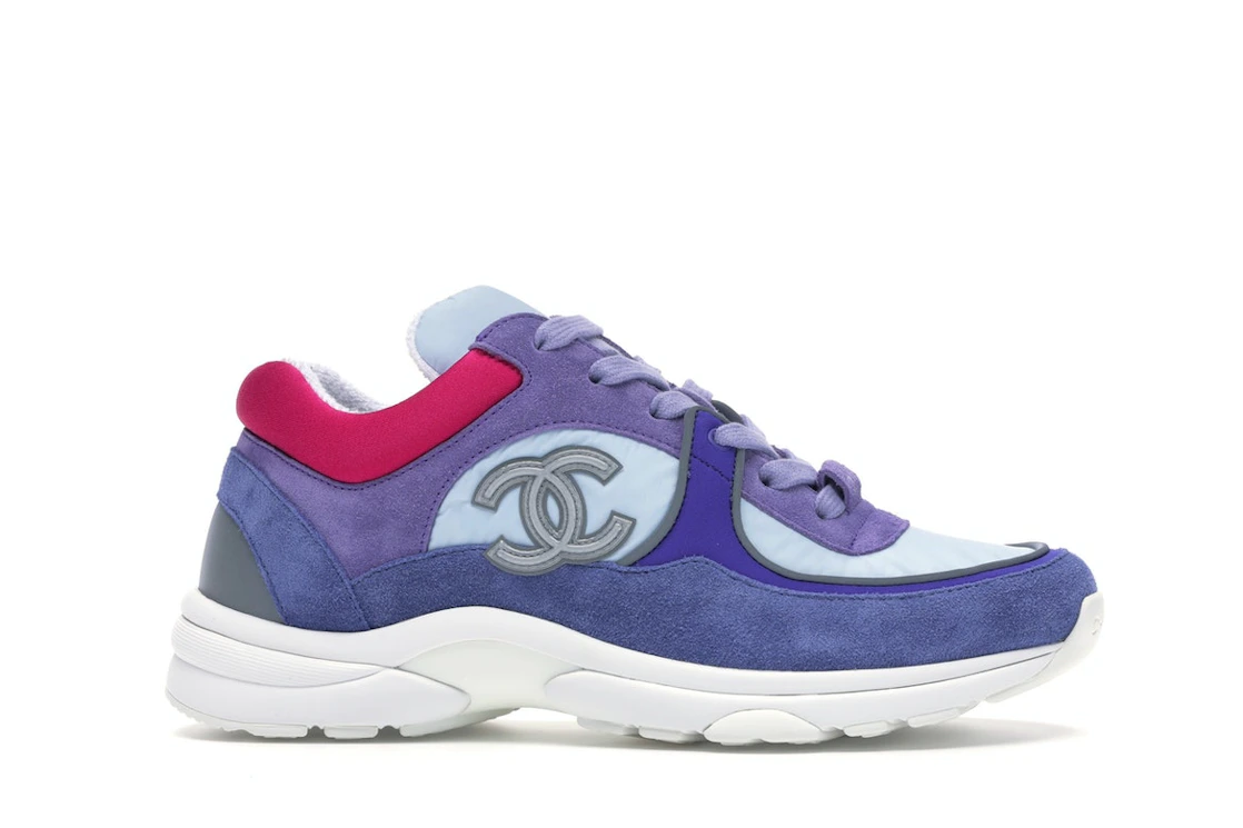 Vue 2 de Chanel Low Top Trainer CC Ivory Blue 