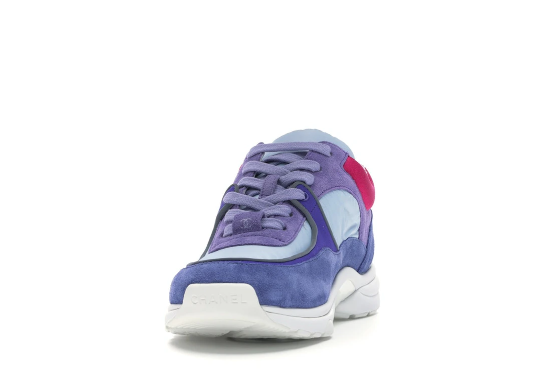 Vue 12 de Chanel Low Top Trainer CC Ivory Blue 