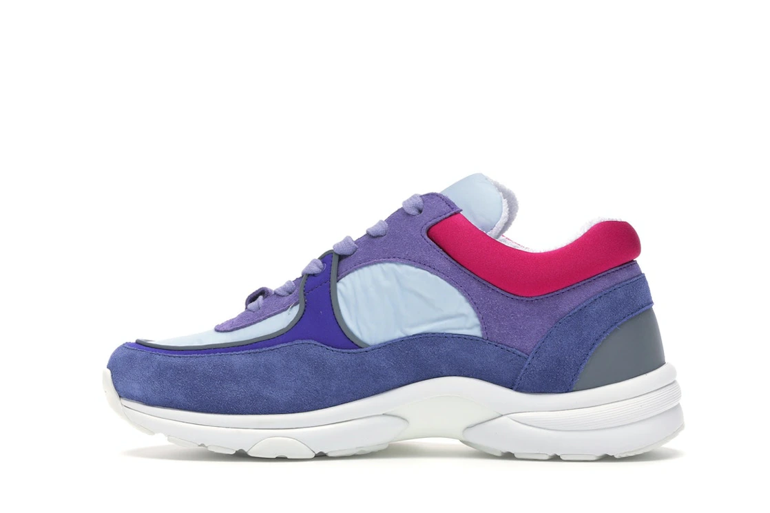 Vue 20 de Chanel Low Top Trainer CC Ivory Blue 