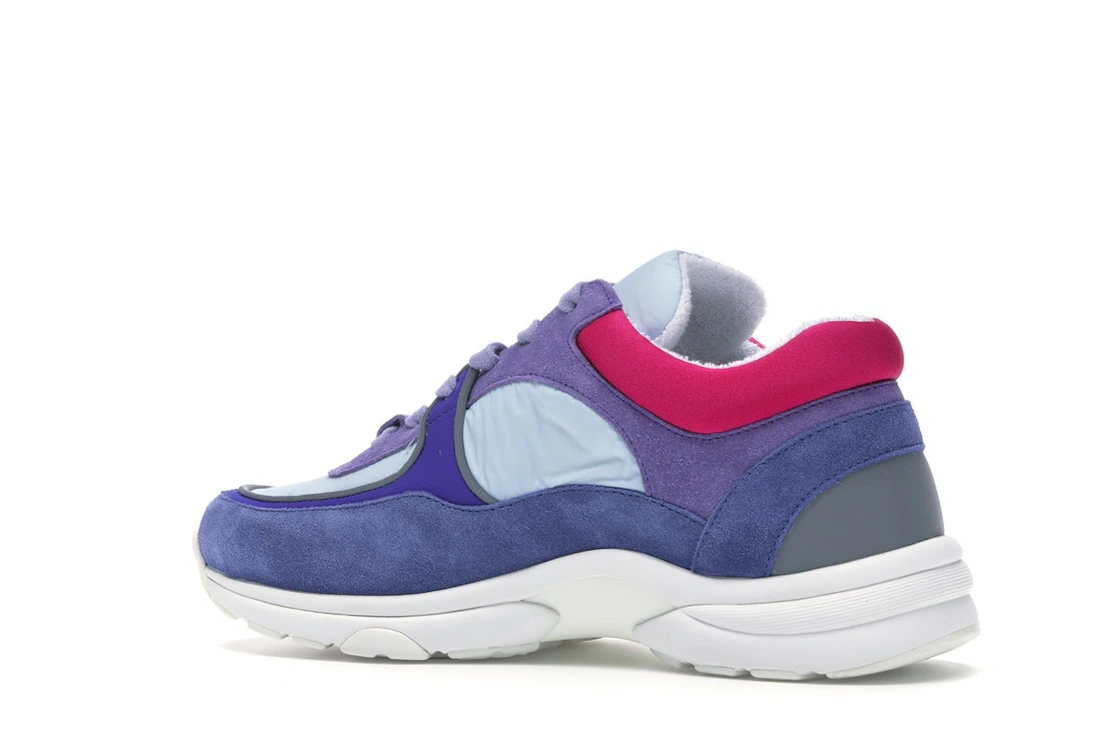 Vue 22 de Chanel Low Top Trainer CC Ivory Blue 