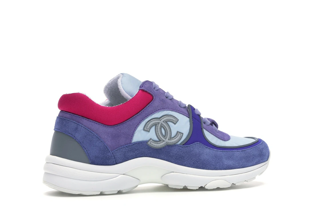 Vue 35 de Chanel Low Top Trainer CC Ivory Blue 