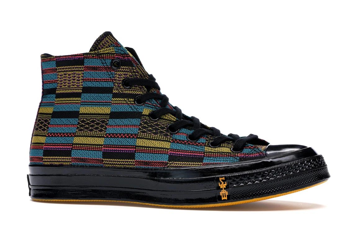 Vue 3 de Converse Chuck Taylor All Star 70 Hi BHM Black Multi All Over Print (2019)