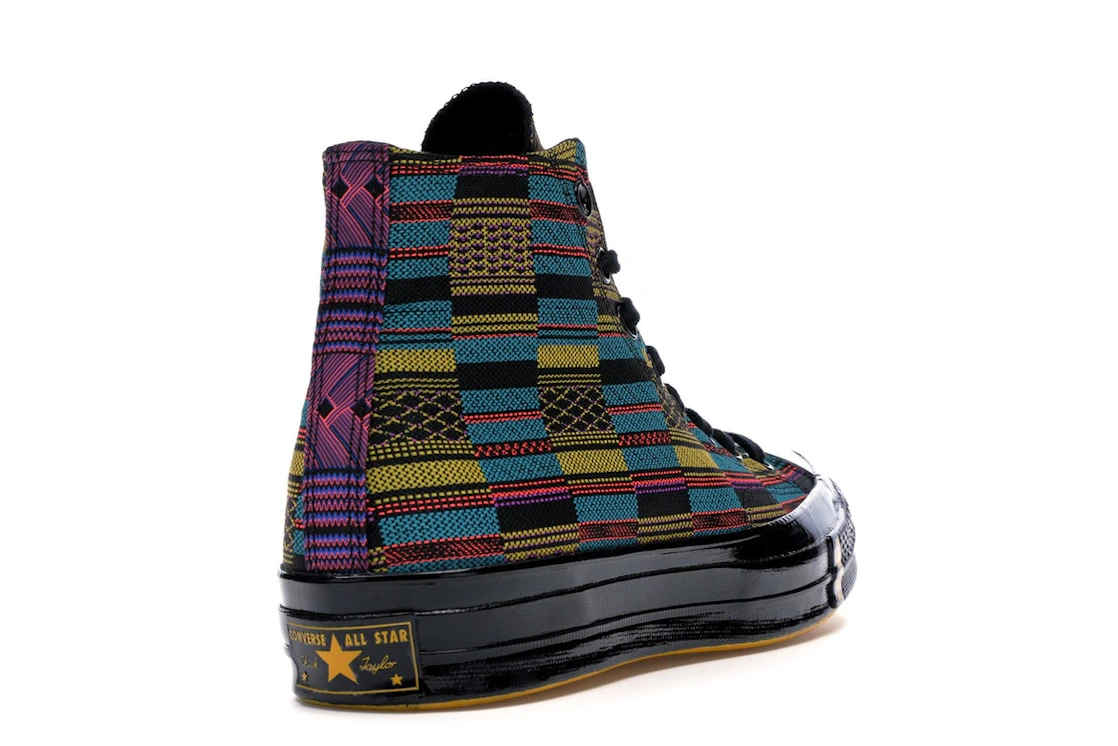 Vue 31 de Converse Chuck Taylor All Star 70 Hi BHM Black Multi All Over Print (2019)