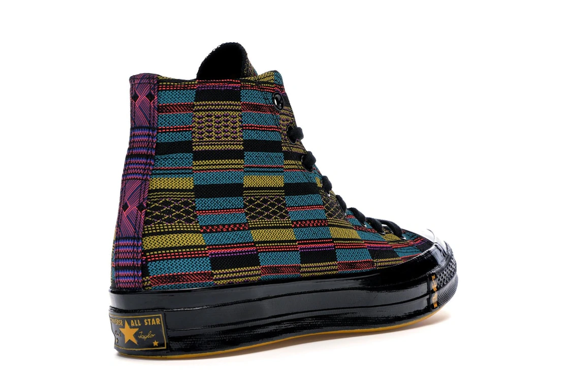 Vue 32 de Converse Chuck Taylor All Star 70 Hi BHM Black Multi All Over Print (2019)