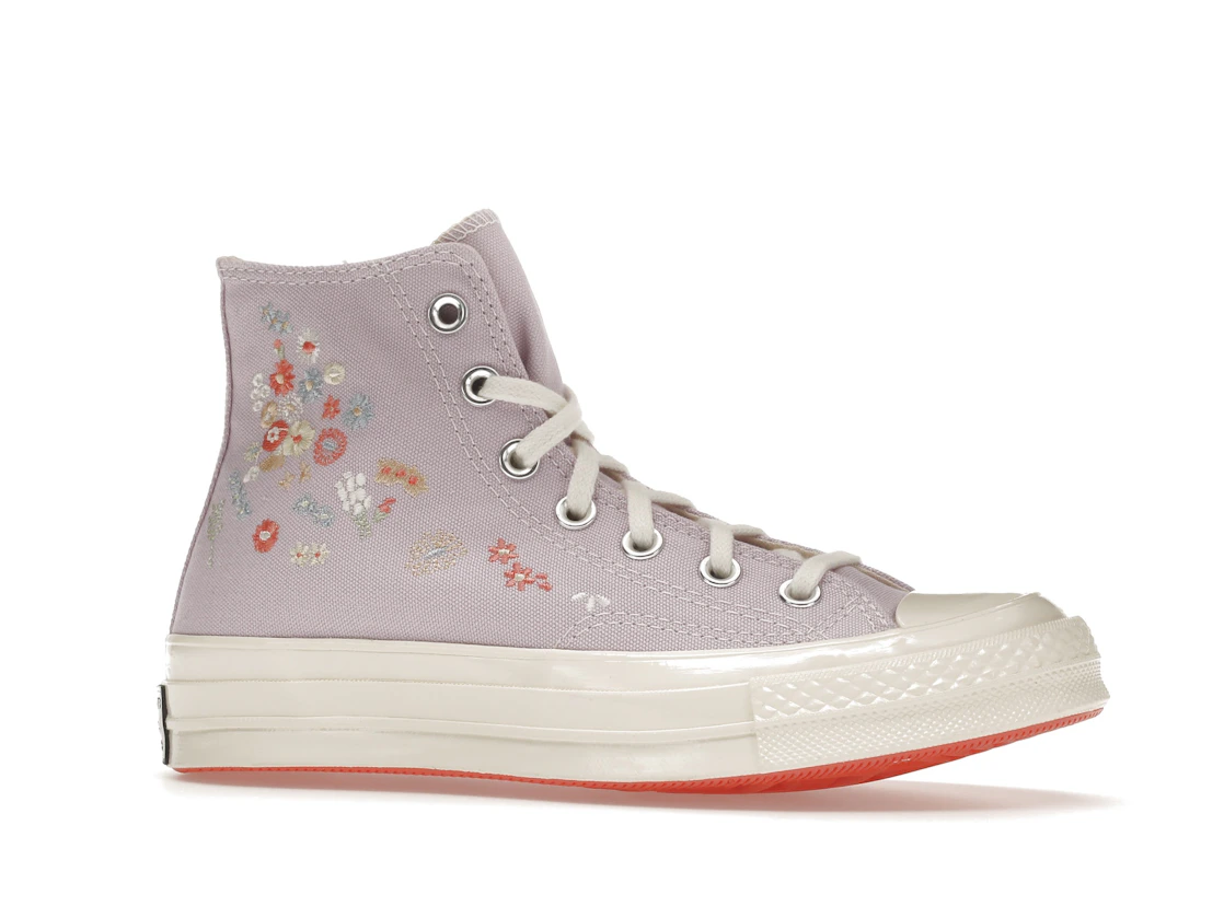 Vue 3 de Converse Chuck Taylor All Star 70 Hi Embroidered Floral Pale Amethyst