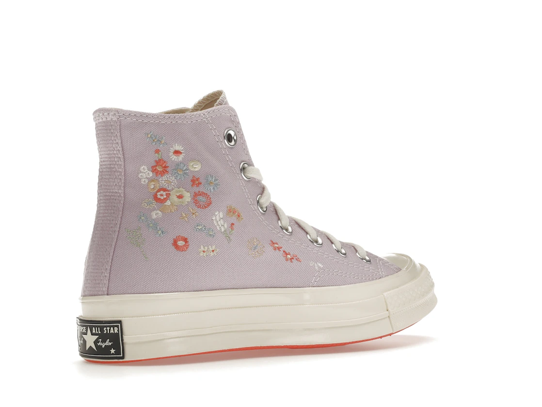 Vue 33 de Converse Chuck Taylor All Star 70 Hi Embroidered Floral Pale Amethyst