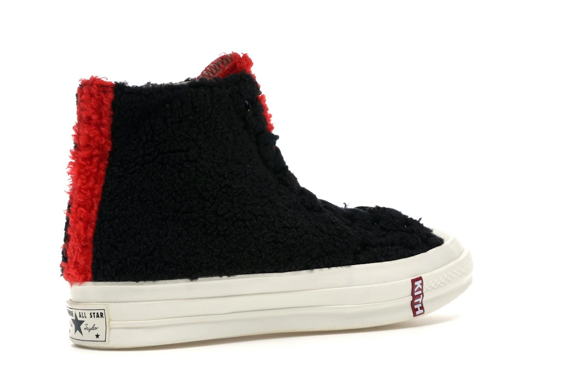 Vue 33 de Converse Chuck Taylor All Star 70 Hi Kith x Disney Fur