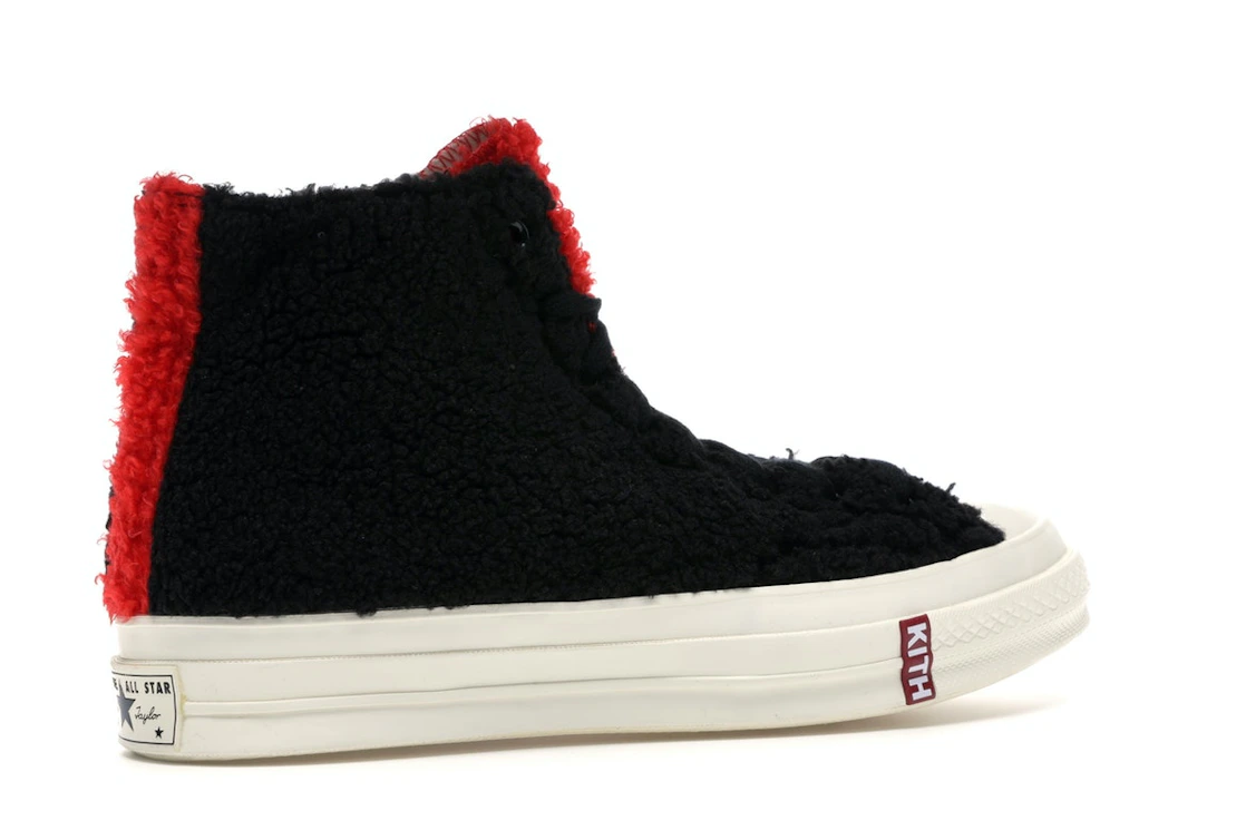 Vue 34 de Converse Chuck Taylor All Star 70 Hi Kith x Disney Fur