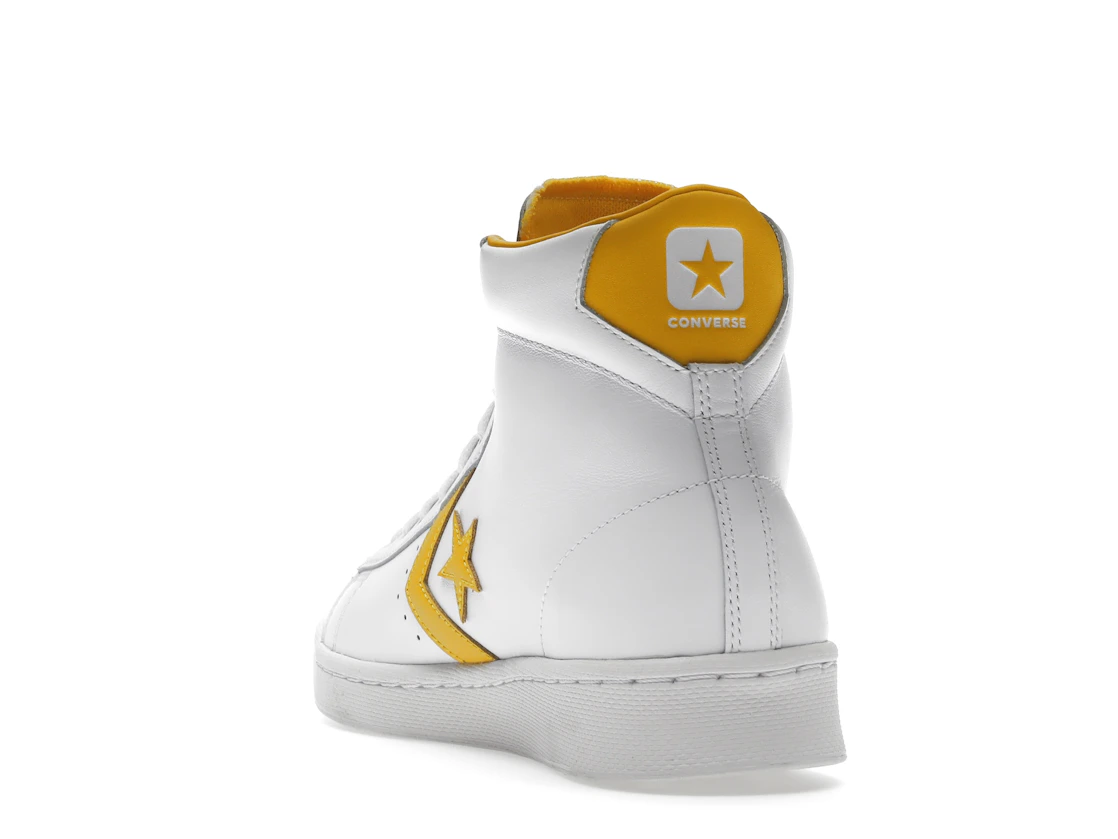 Vue 26 de Converse Pro Leather Hi White Amarillo