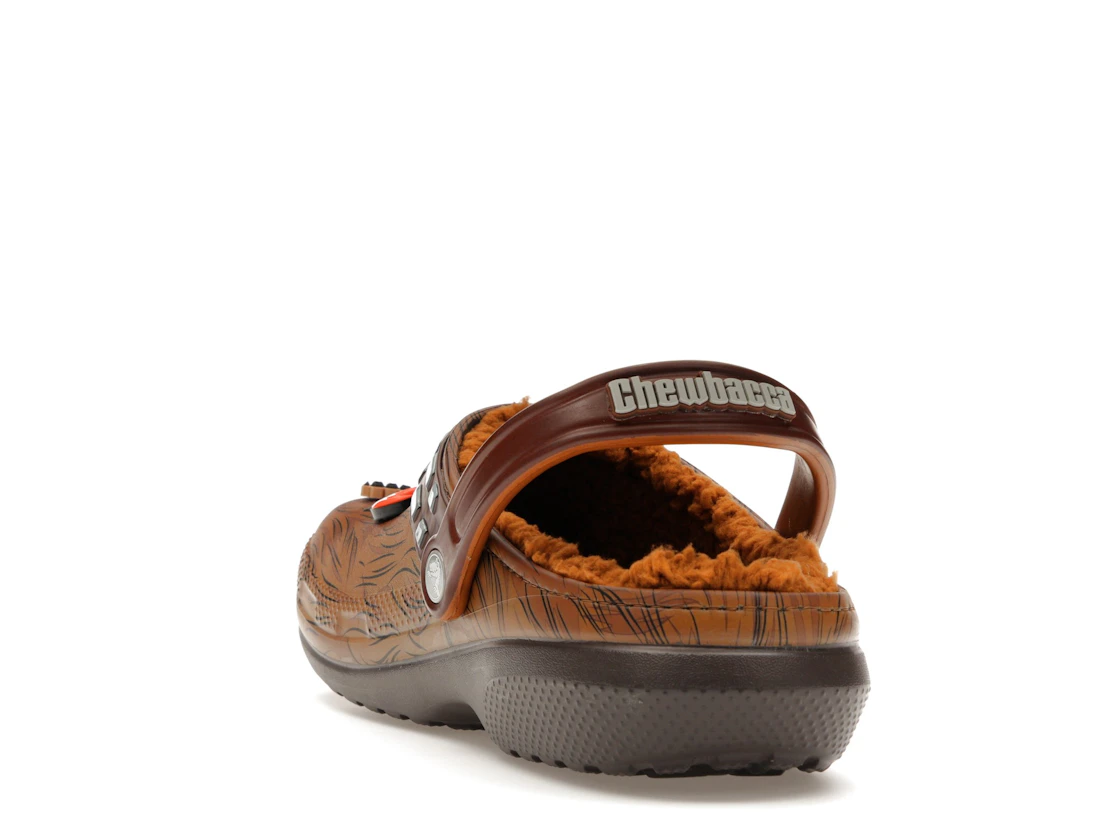 Vue 26 de Crocs Classic Lined Clog Star Wars Chewbacca