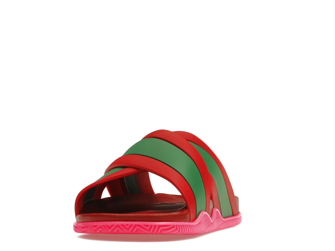 Vue 12 de Gucci Web Slide Pink Rubber 