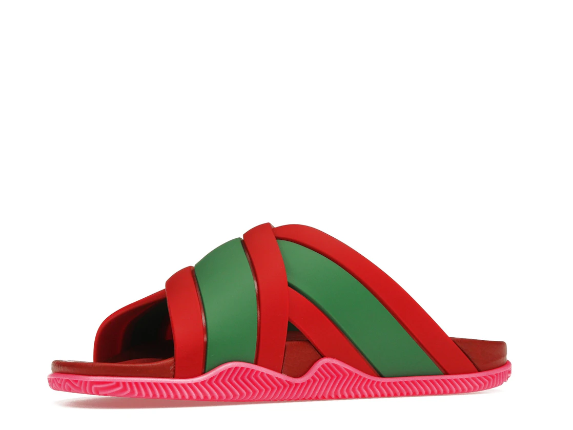 Vue 16 de Gucci Web Slide Pink Rubber 