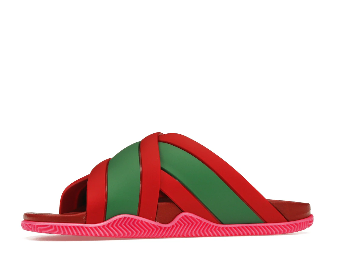 Vue 17 de Gucci Web Slide Pink Rubber 