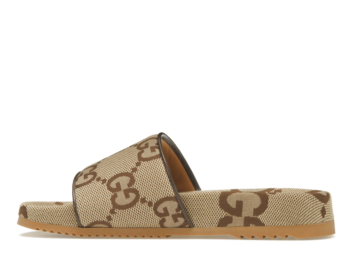 Vue 20 de Gucci maxi GG Canvas Slides Camel Ebony