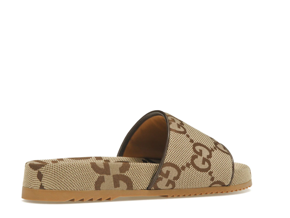 Vue 34 de Gucci maxi GG Canvas Slides Camel Ebony