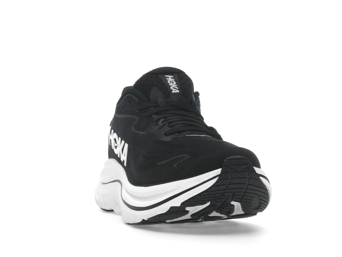 Vue 8 de Hoka One One Clifton 10 Black White