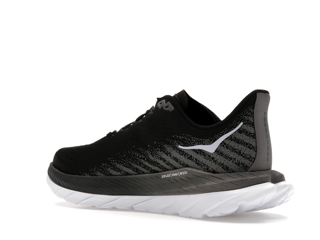 Vue 23 de Hoka One One Mach 5 Black Castlerock Grey