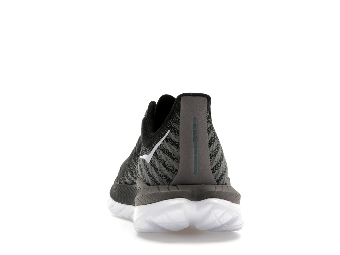 Vue 27 de Hoka One One Mach 5 Black Castlerock Grey