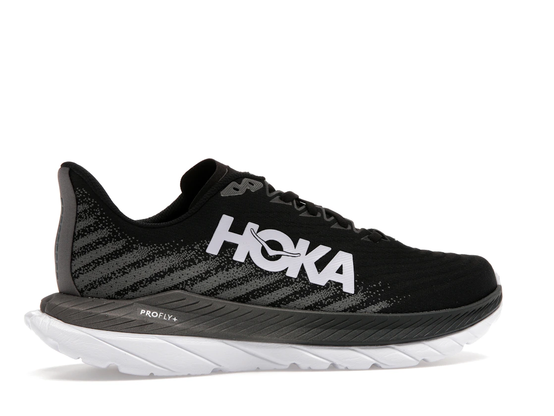Vue 35 de Hoka One One Mach 5 Black Castlerock Grey